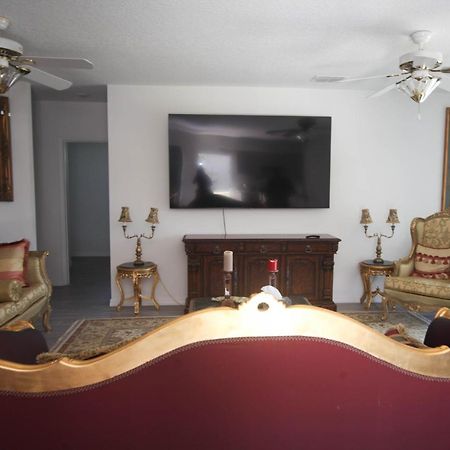 אורלנדו A Beautiful Queen Bedroom מראה חיצוני תמונה